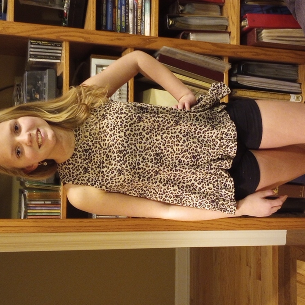 M L Kids Leopard Top